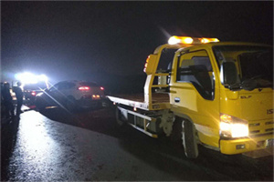 雨湖24小时车辆搭电联系电话